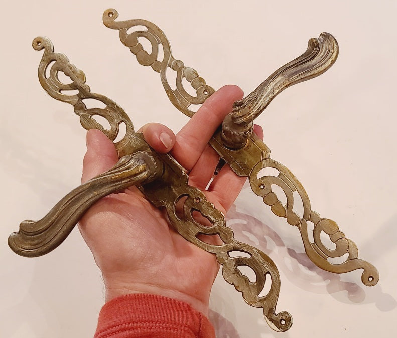 Vintage 1950s Era Ornate Lever Door Hardware – Toledo