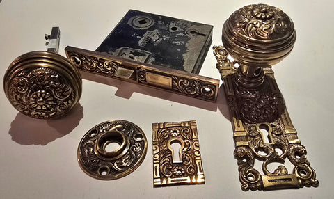 Antique "Franconia" Pattern Cast Bronze Interior Door Hardware by Nashua Hardware Co.