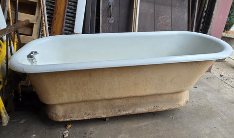 Antique 6ft Pedestal Bathtub