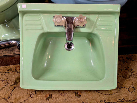 MCM Homart Wall Sink in Pastel Green