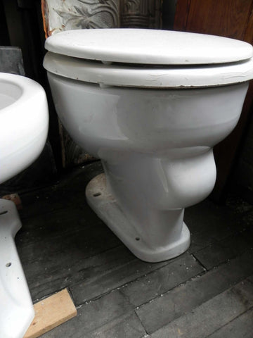 Antique Back Spud White Toilet Bowl